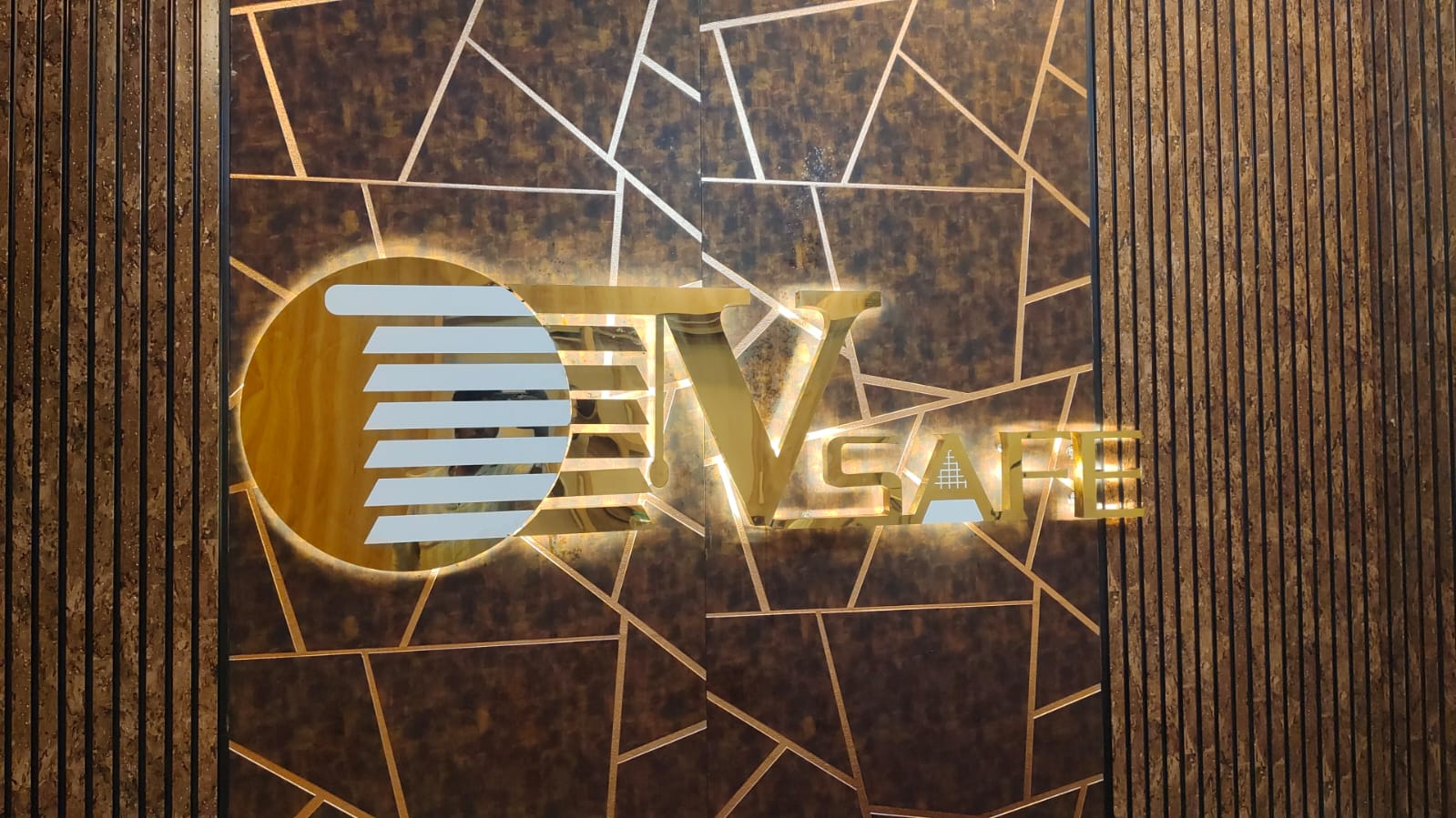 ACP with Trimcap Letter Board Example 8